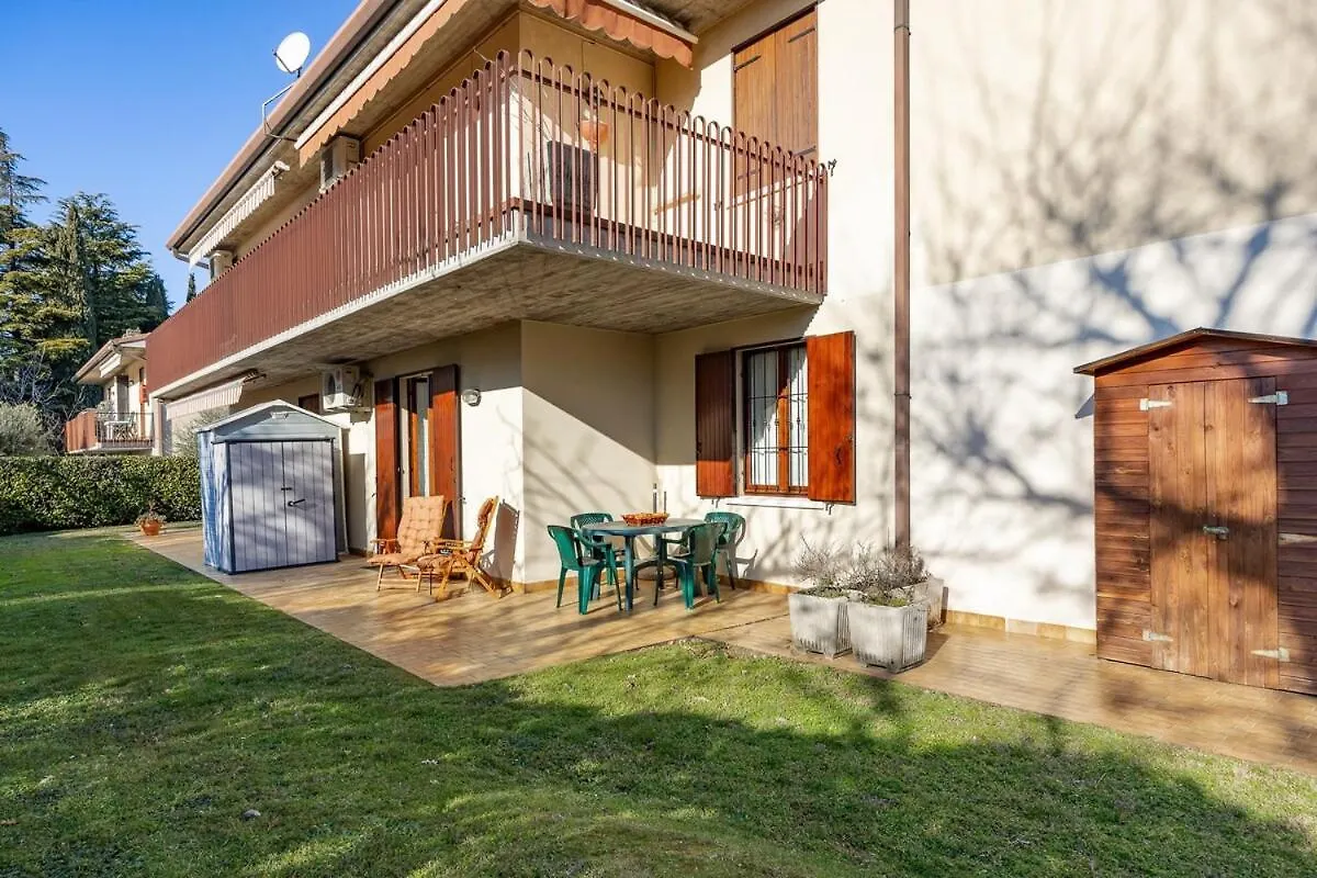Apartment Garda Lake Retreat In Lazise