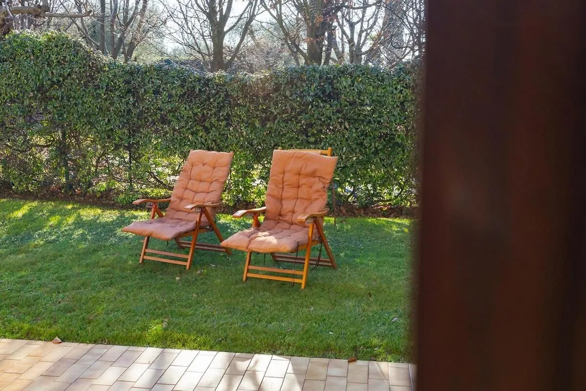 Garda Lake Retreat In Lazise Italy